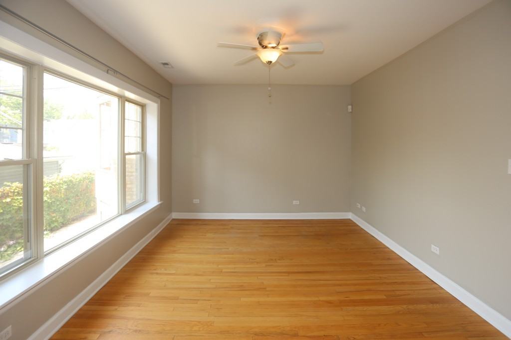5208 5208 N. Sawyer #1 - Photo 6 of 20
