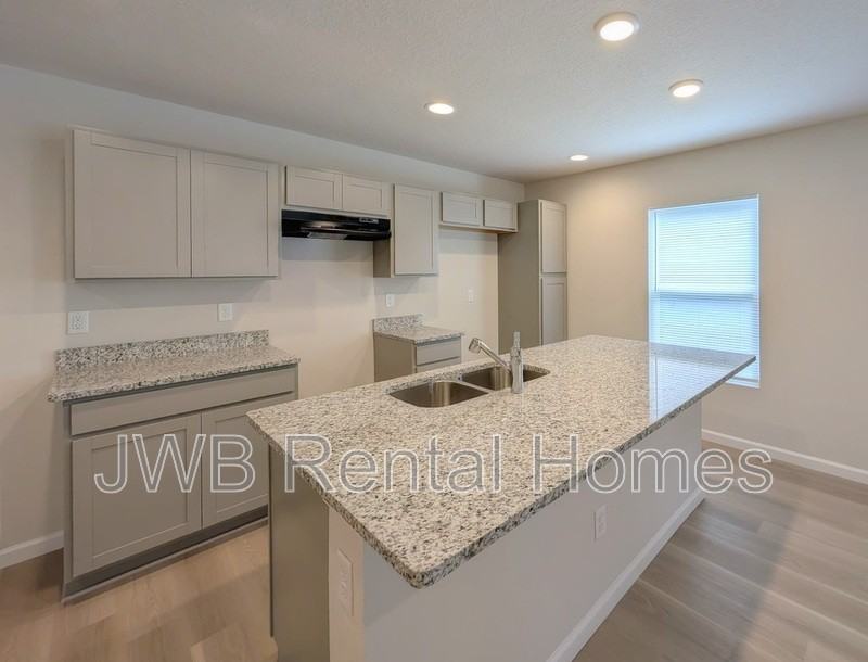 609 E 30th St - Photo 2 of 15