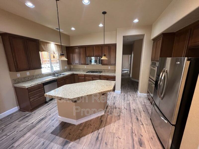 2415 Peavine Valley Rd - Photo 4 of 17