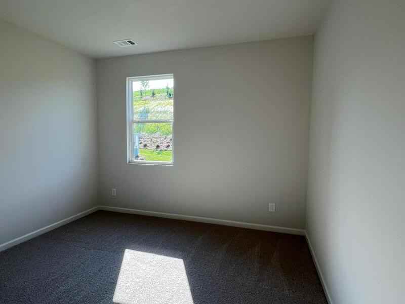70 Berkeley Trce - Photo 3 of 17