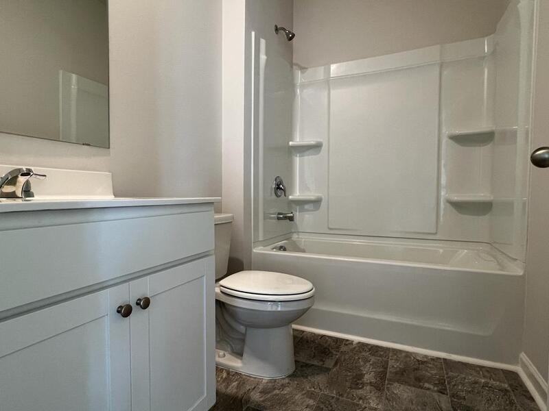 70 Berkeley Trce - Photo 4 of 17