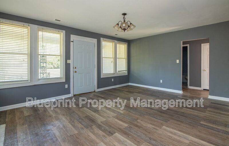 208 52nd Pl N - Photo 2 of 13