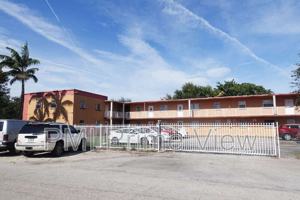 featured image of 1245 W 24th St #208