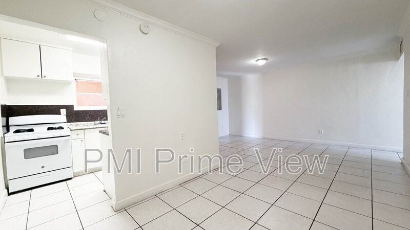 1245 W 24th St #208 - Photo 6 of 24