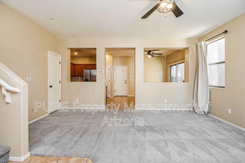 72 E Catclaw St - Photo 6 of 33
