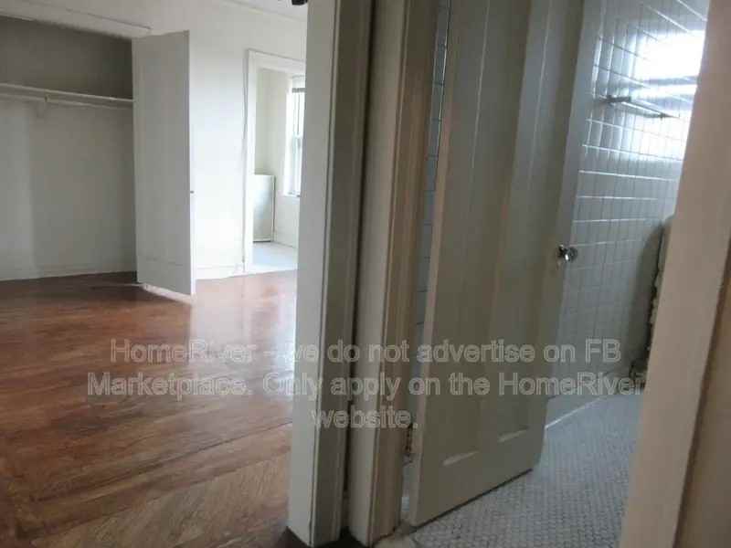 3602 N Pine Grove Ave #4C - Photo 2 of 15