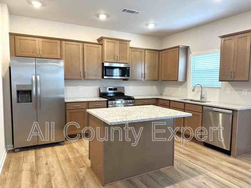 273 Bloomfield Cir - Photo 7 of 31
