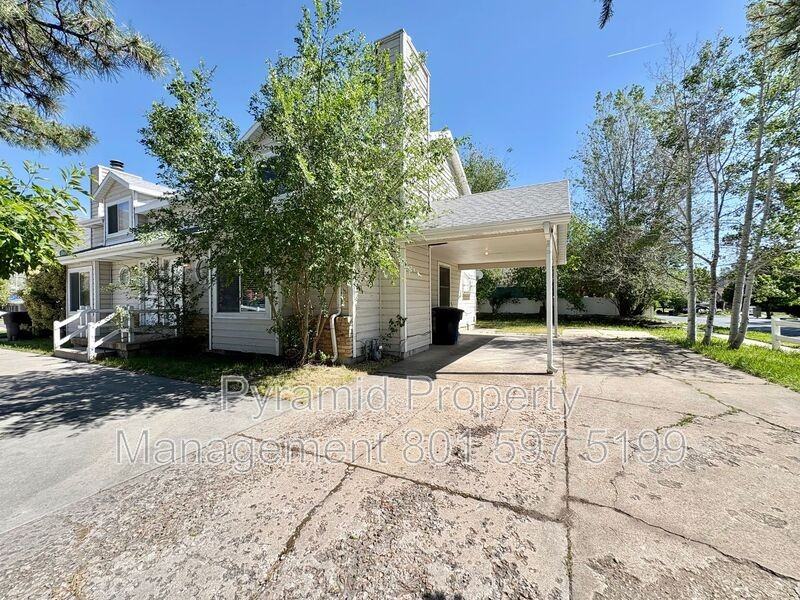 1099 Shepard Ln #1099 - Photo 2 of 23
