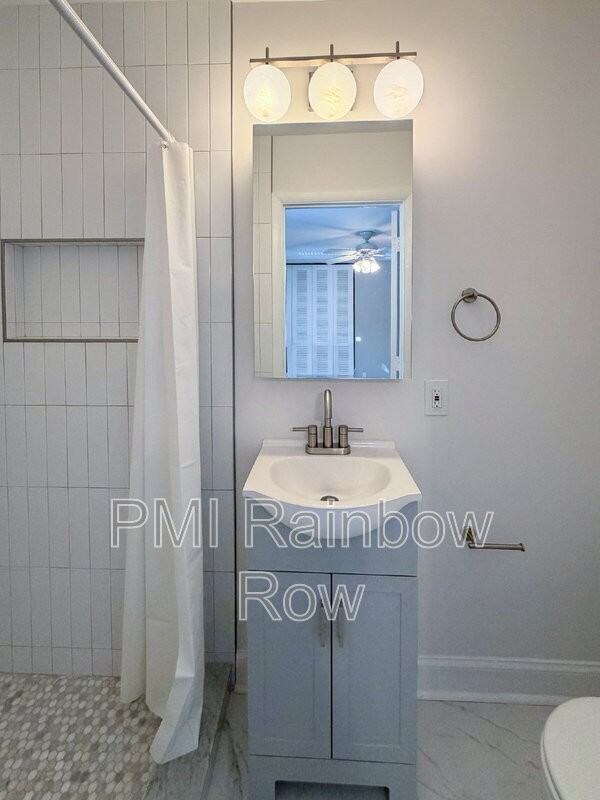 425 Carriage Ln - Photo 5 of 22