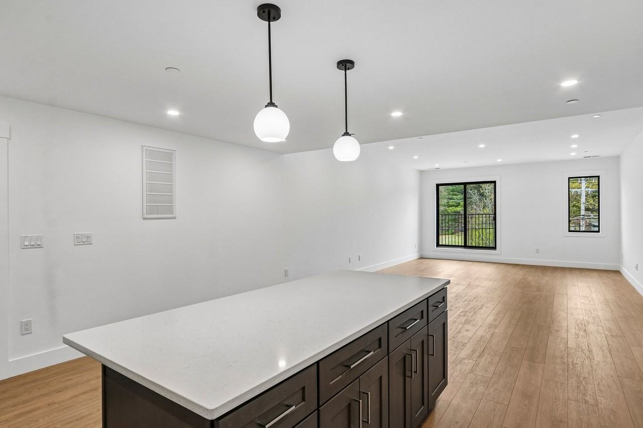 1060 Main Street - Photo 6 of 50