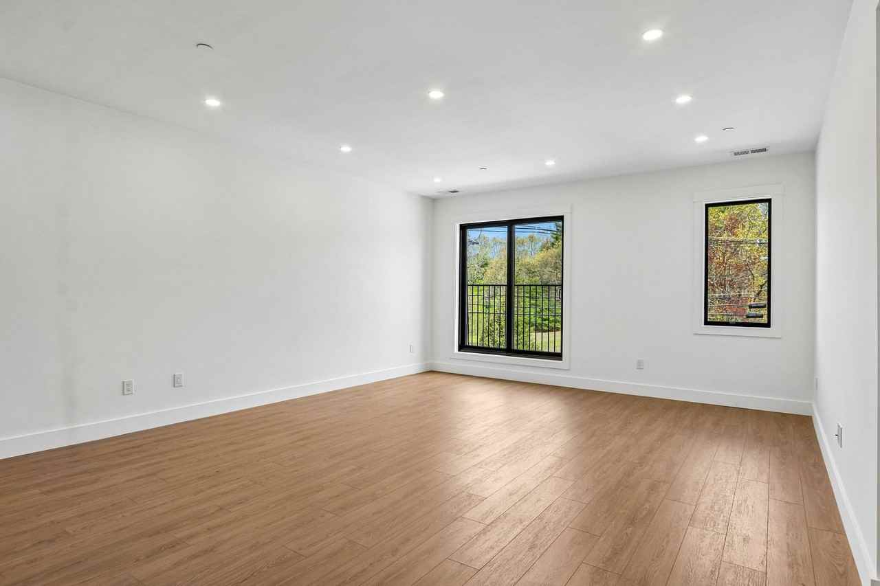 1060 Main Street - Photo 7 of 50