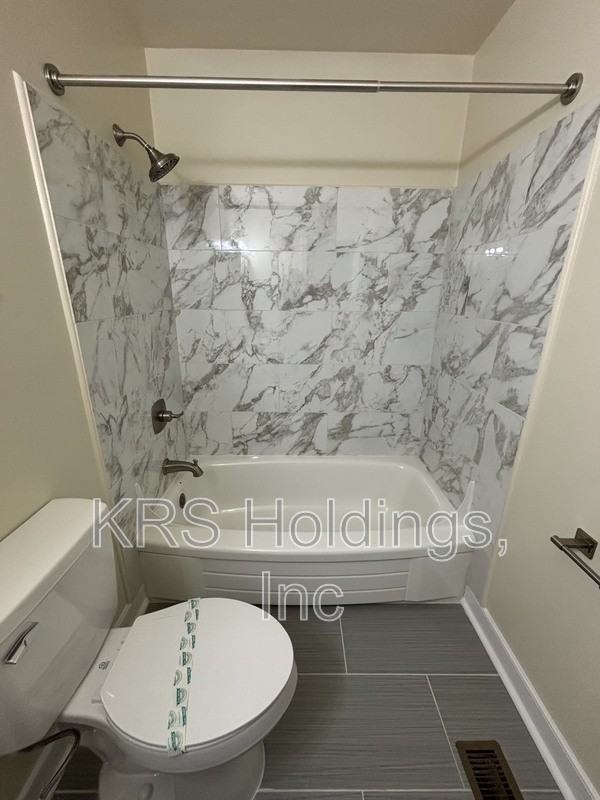 5238 Goolsby Ct - Photo 6 of 9