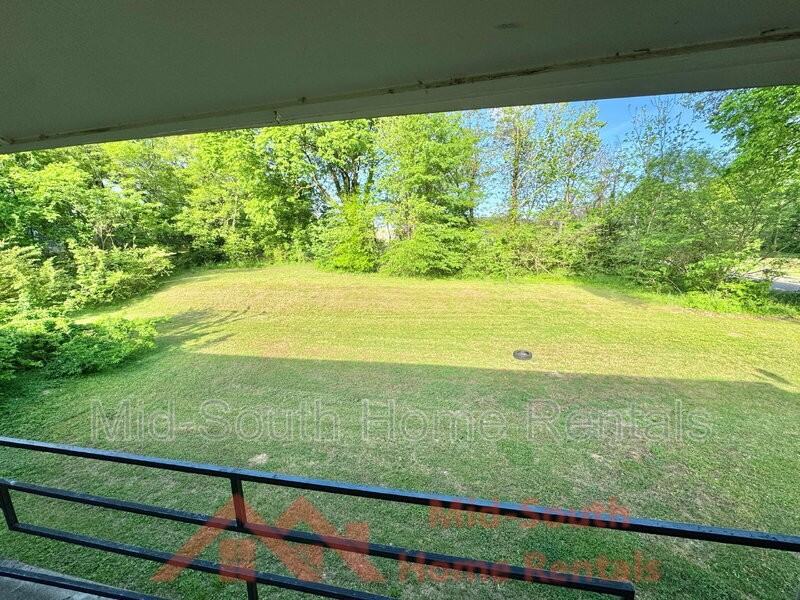 487 Williams Ave #04 - Photo 2 of 9