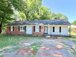 featured image of 1905 Burnham Ave