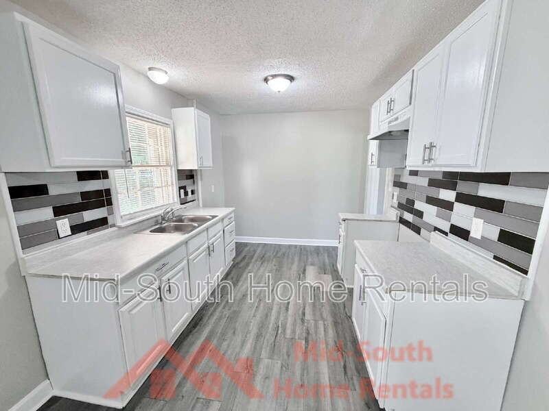 1587 Haywood Ave - Photo 6 of 28