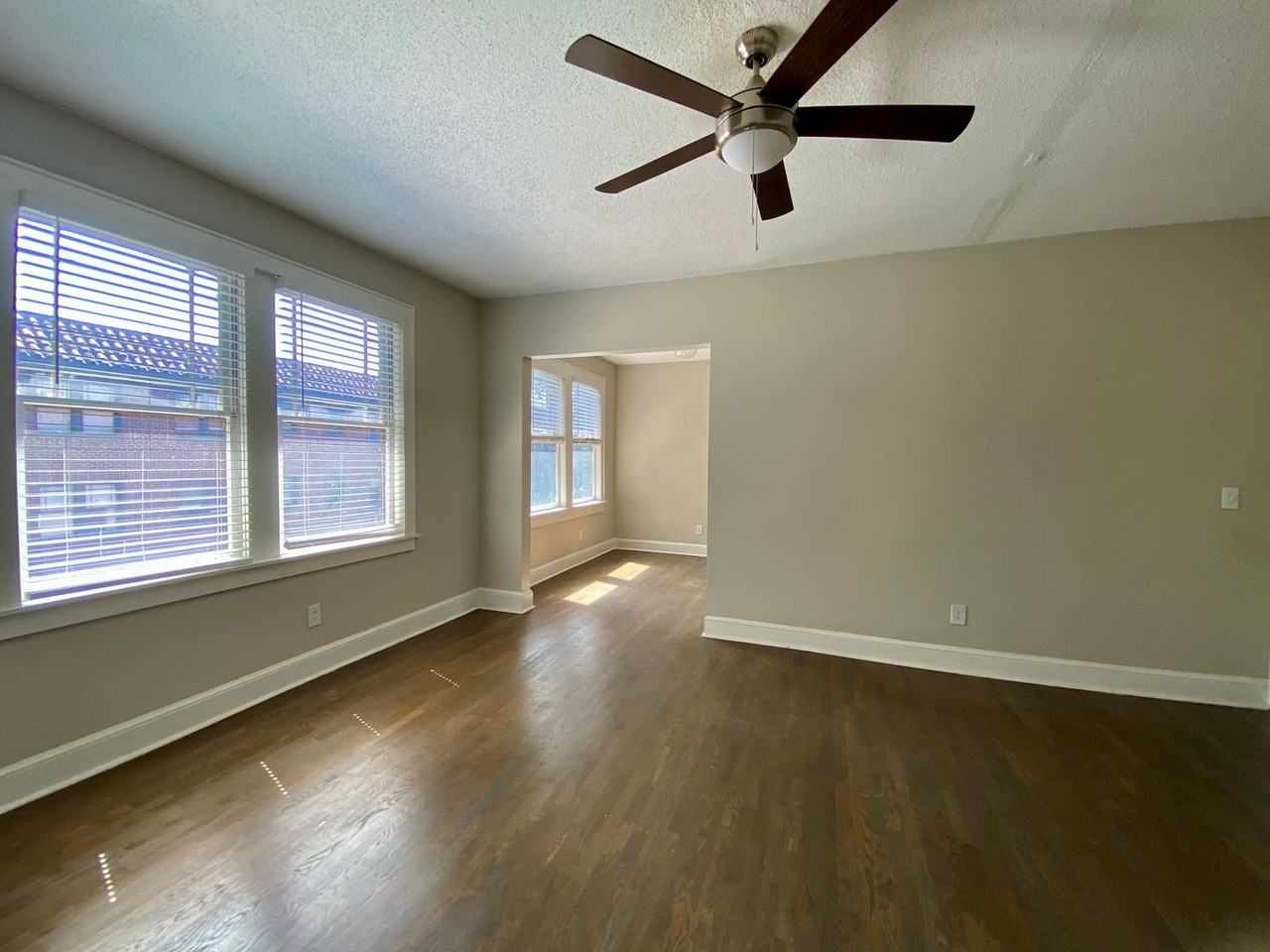 800 788- 800 Greenwood Avenue NE - Photo 3 of 15