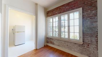 featured image of 21 Westminster Ave