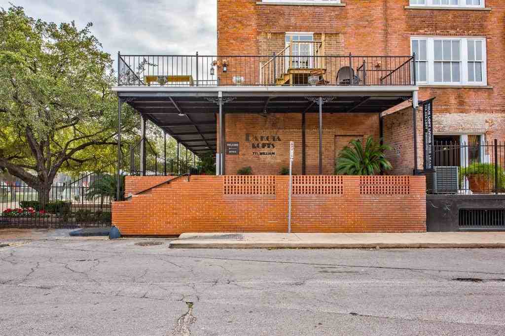Dakota Lofts - Photo 6 of 27