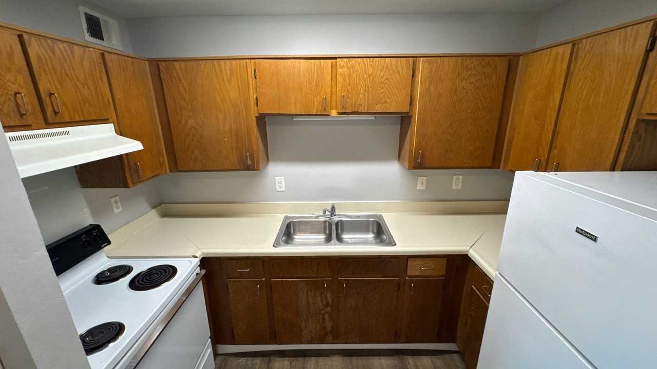 4105-4 Blue Lick Court - Photo 6 of 17