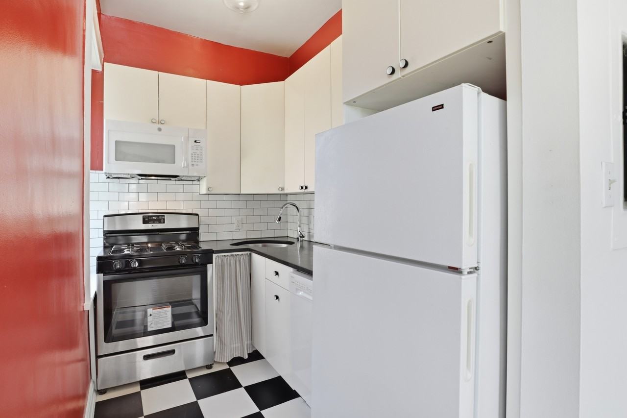 1851 Columbia Rd, NW, #309 - Photo 4 of 28