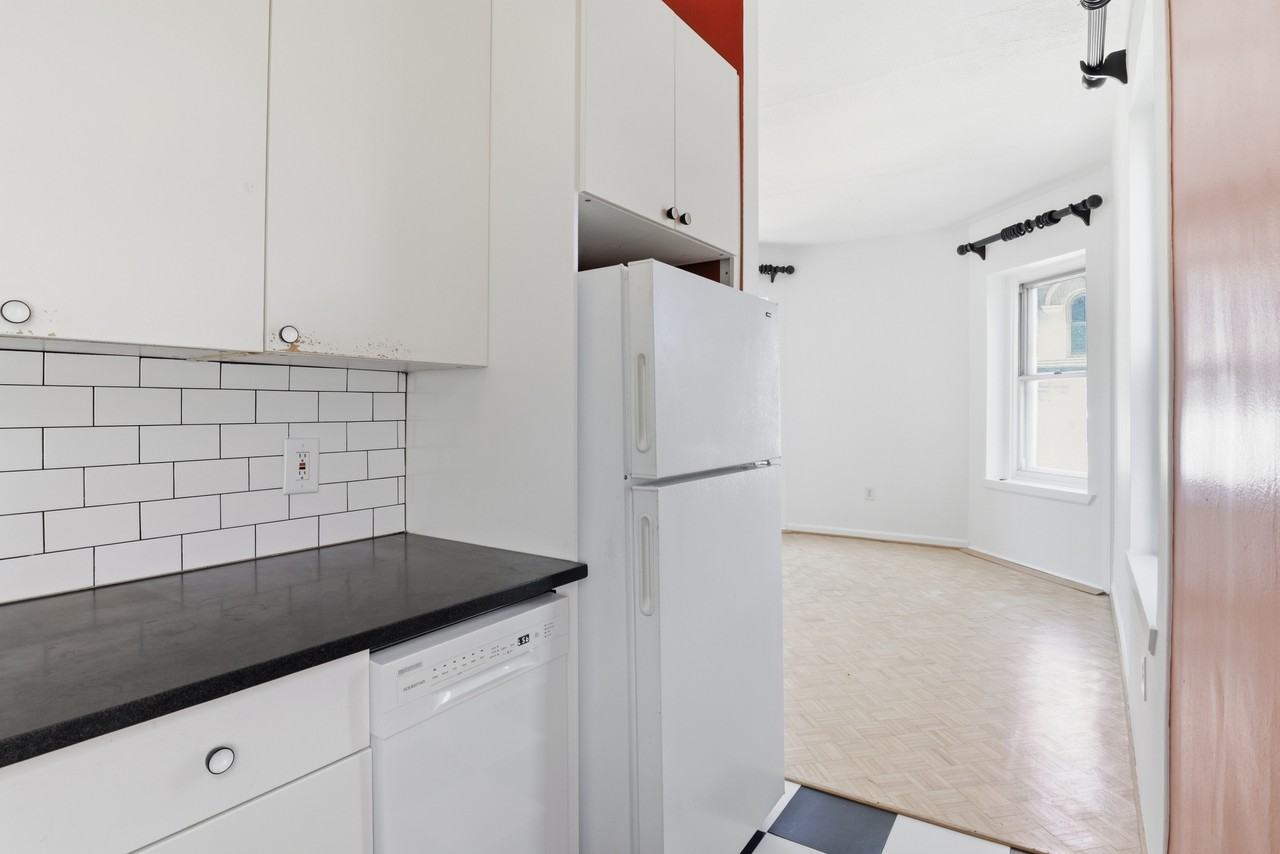 1851 Columbia Rd, NW, #309 - Photo 7 of 28