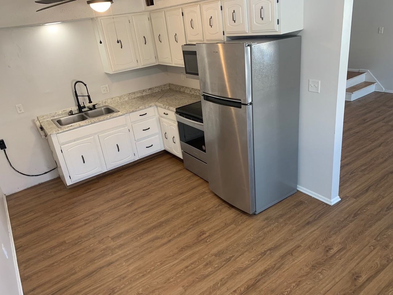 6450 FARMDALE RD - Photo 2 of 25