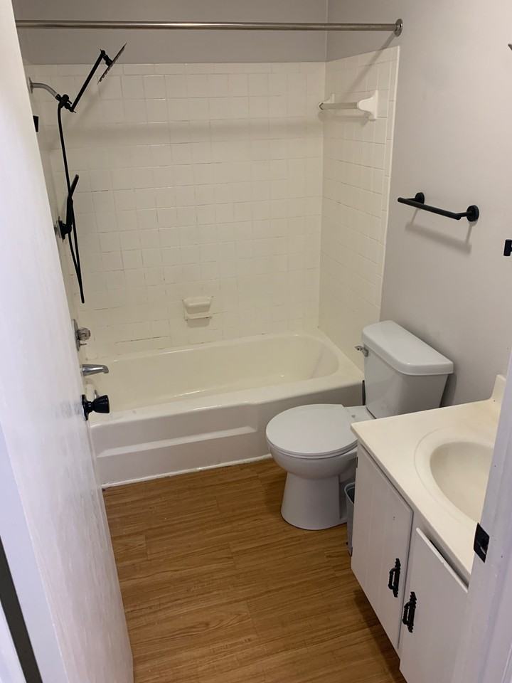 6450 FARMDALE RD - Photo 3 of 25