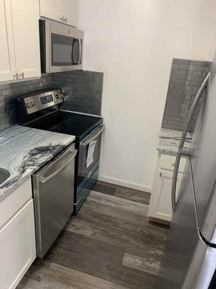 838 Oak St. - Photo 2 of 31