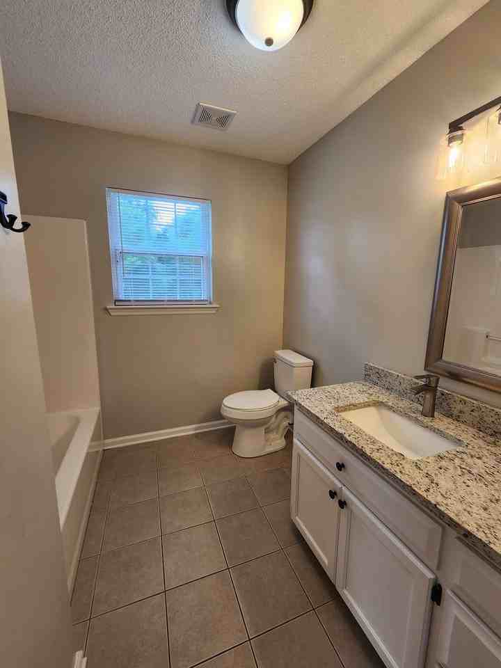 2882 Copeland Rd - Photo 5 of 13