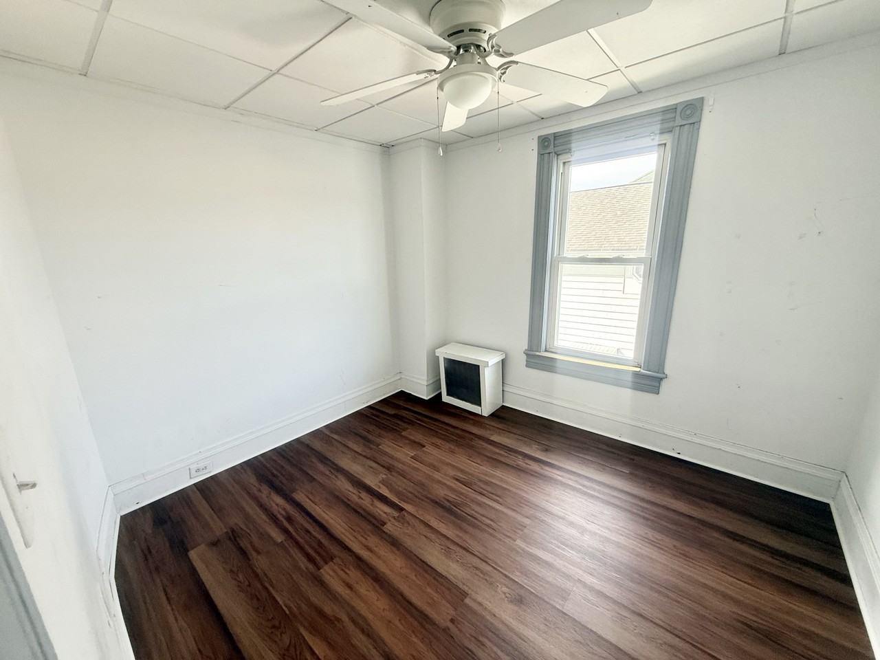 514 4th Street - Photo 5 of 8
