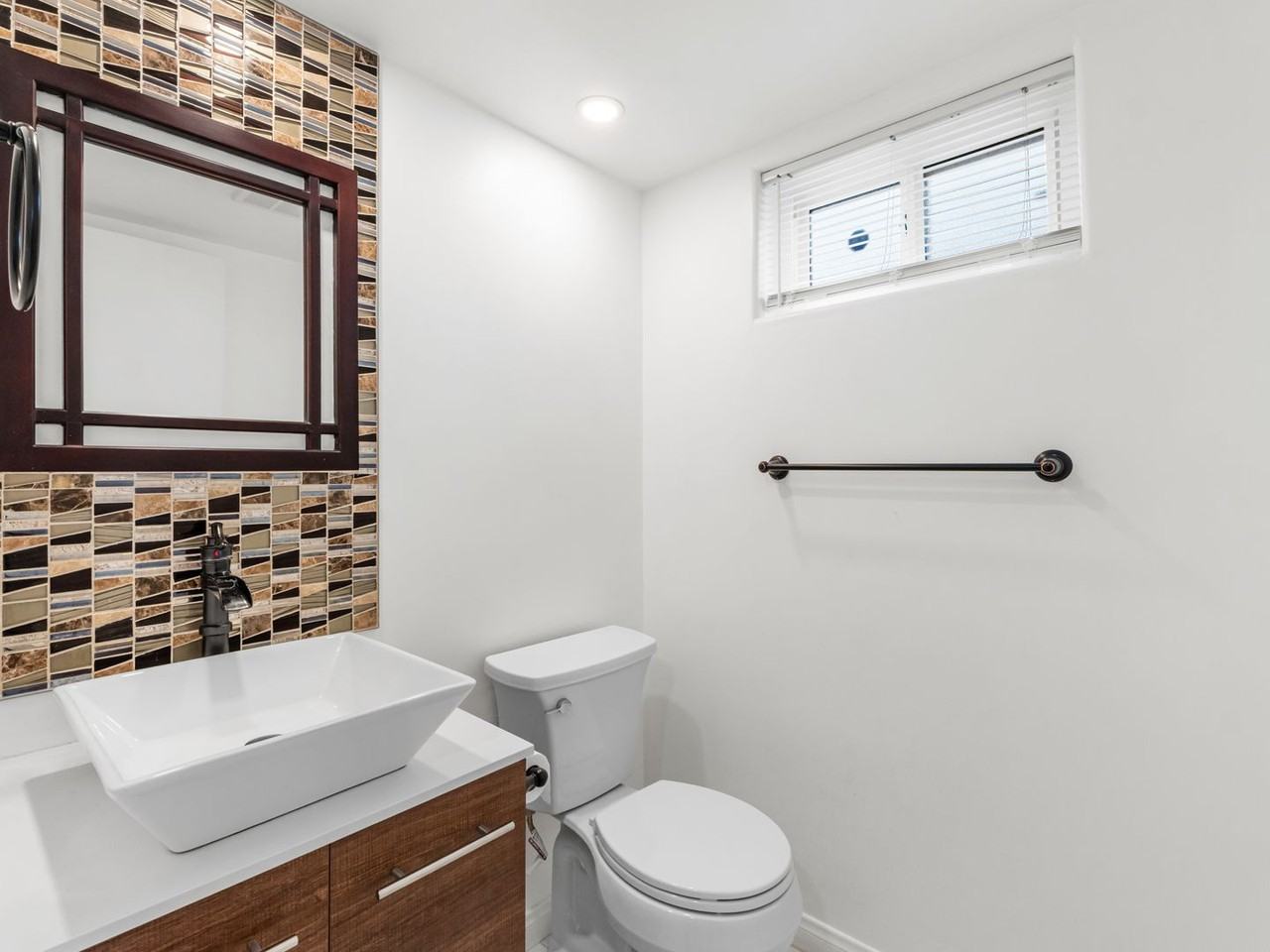 833 Joanna Dr - Photo 7 of 16