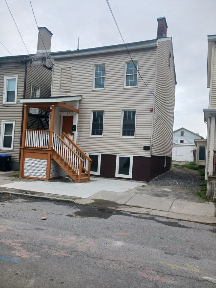 17 Conklin Street - Photo 5 of 5