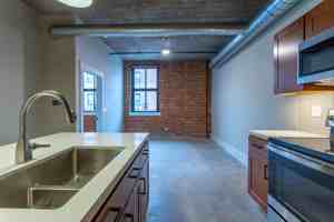 featured image of 895 Washington St