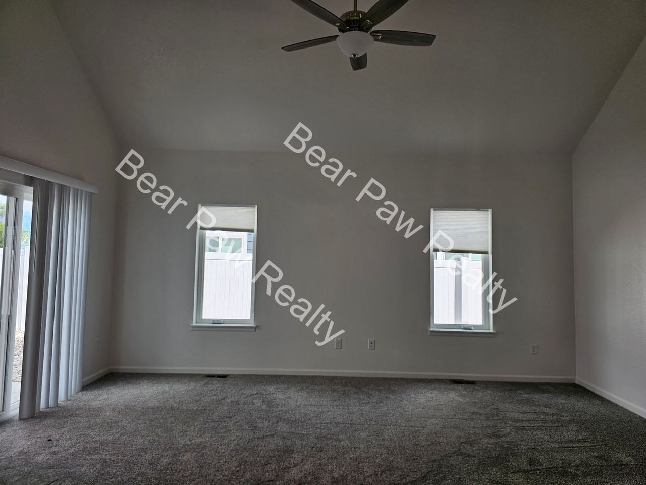 901 Sonata Ln - Photo 5 of 24