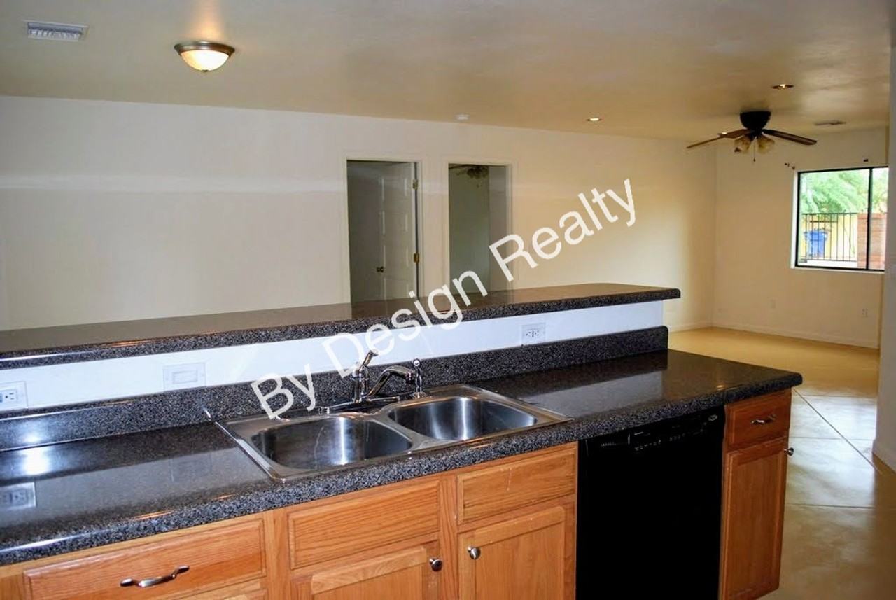 203 S Cherry Ave #2 - Photo 7 of 21