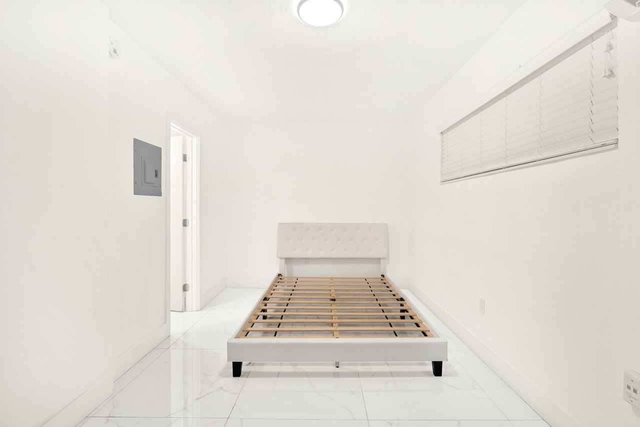4 Sidonia Ave. - Photo 7 of 13
