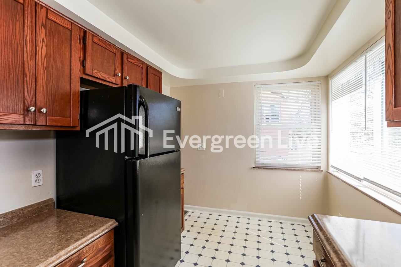 3133 Hanna Ave - Photo 6 of 15