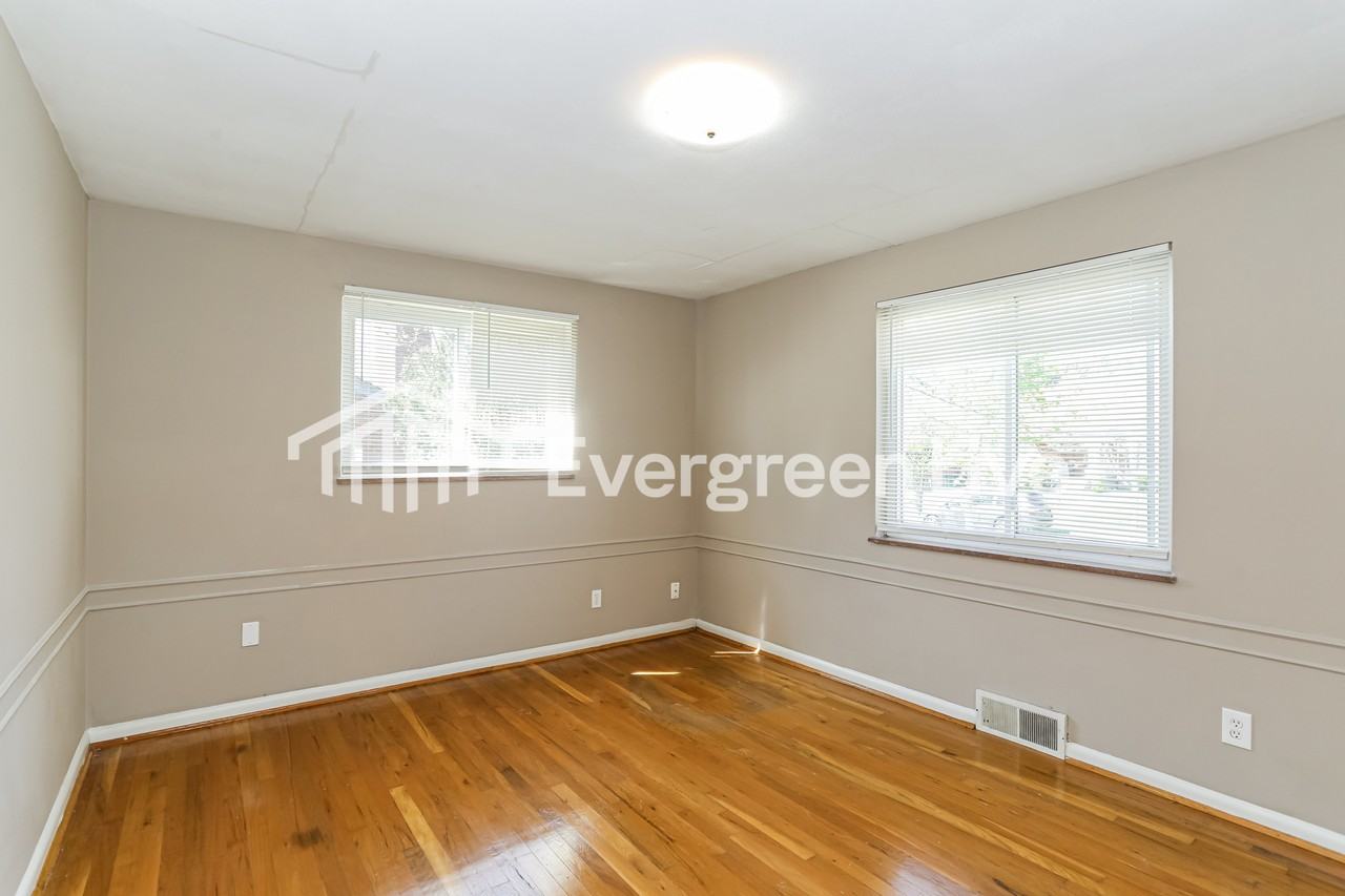 3133 Hanna Ave - Photo 7 of 15