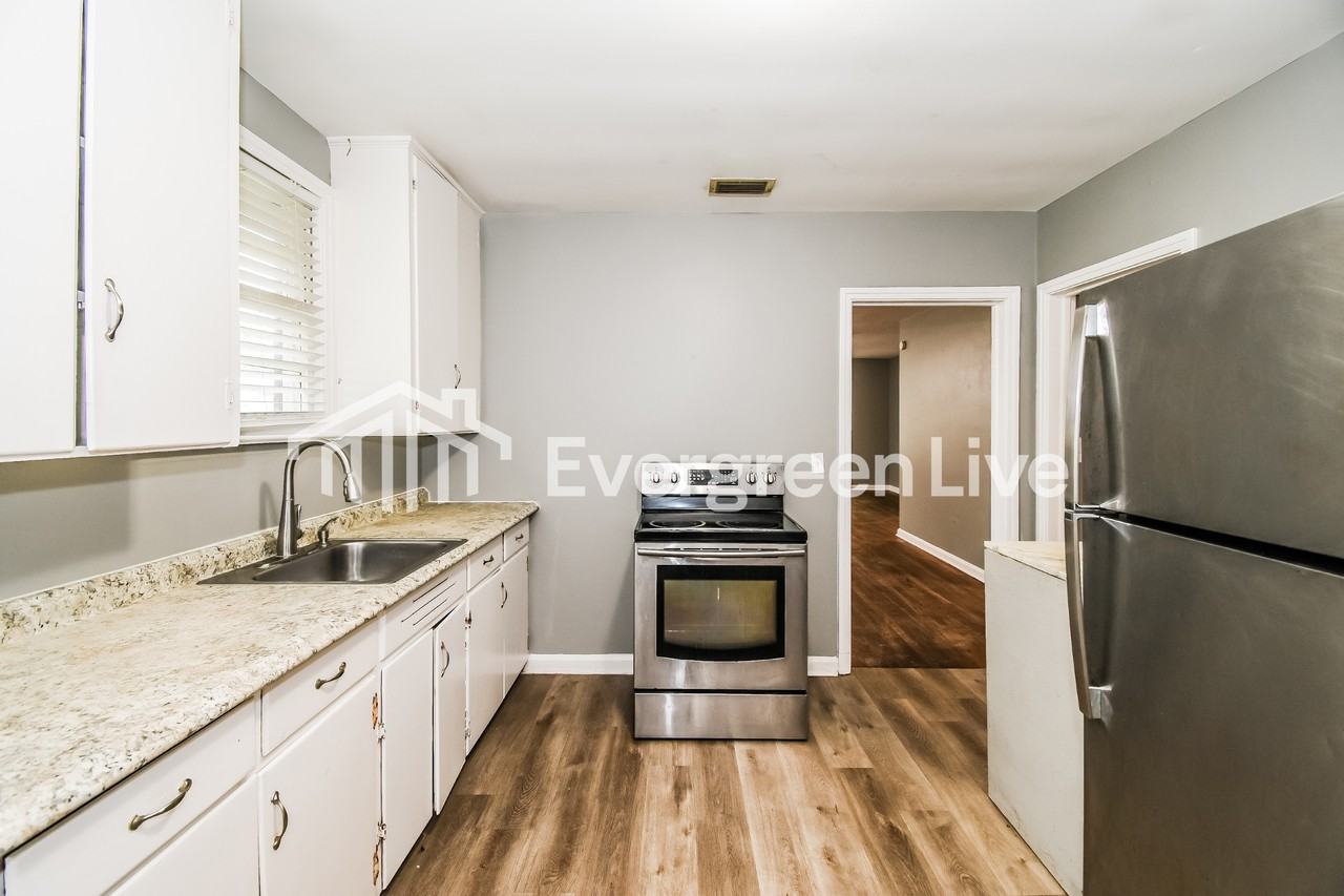 6532 Perry St - Photo 5 of 15