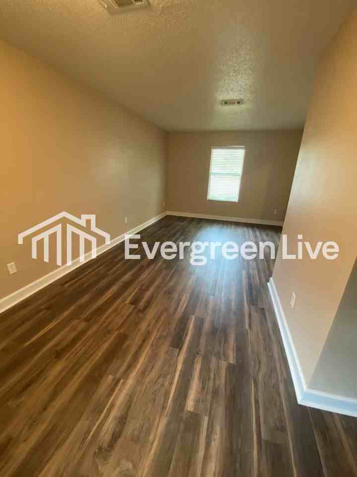 32 Laiken Ct - Photo 4 of 29