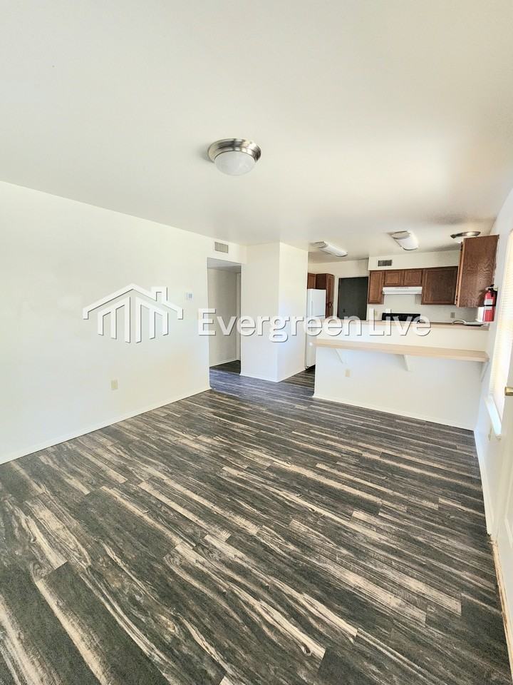 212 Raven Dr - Photo 6 of 23