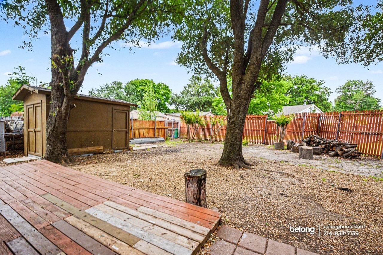 5710 Briarcrest Dr - Photo 6 of 20