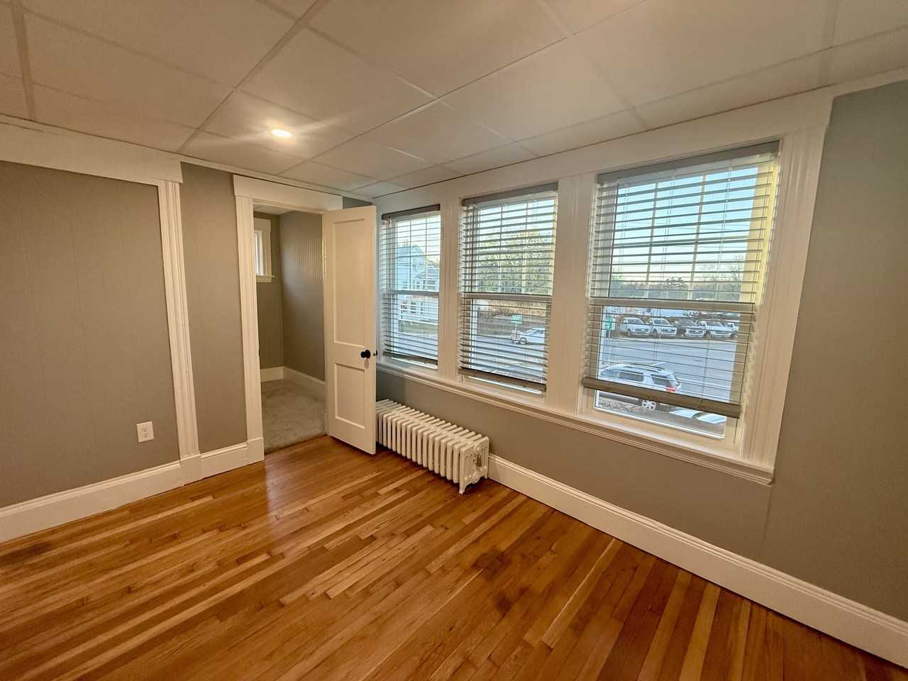 189 East Central Street - Photo 6 of 10