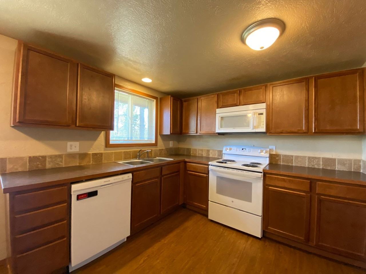 10622 E 14th Ave #A - Photo 2 of 13
