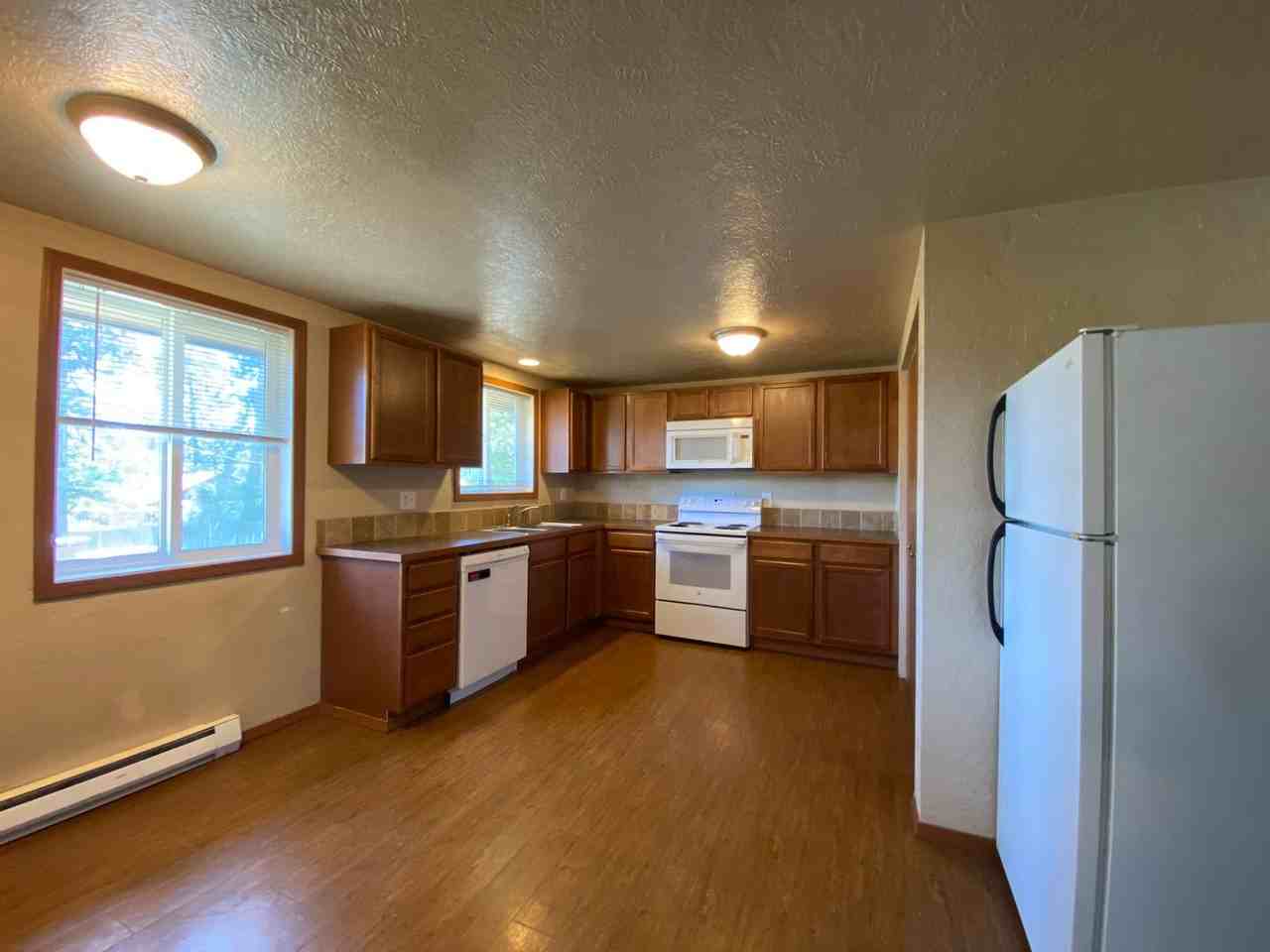 10622 E 14th Ave #A - Photo 4 of 13
