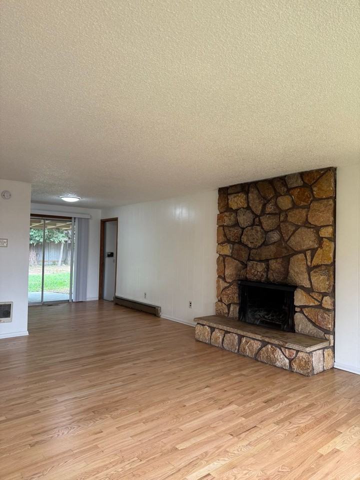 6515 Se Aspen St - Photo 3 of 19