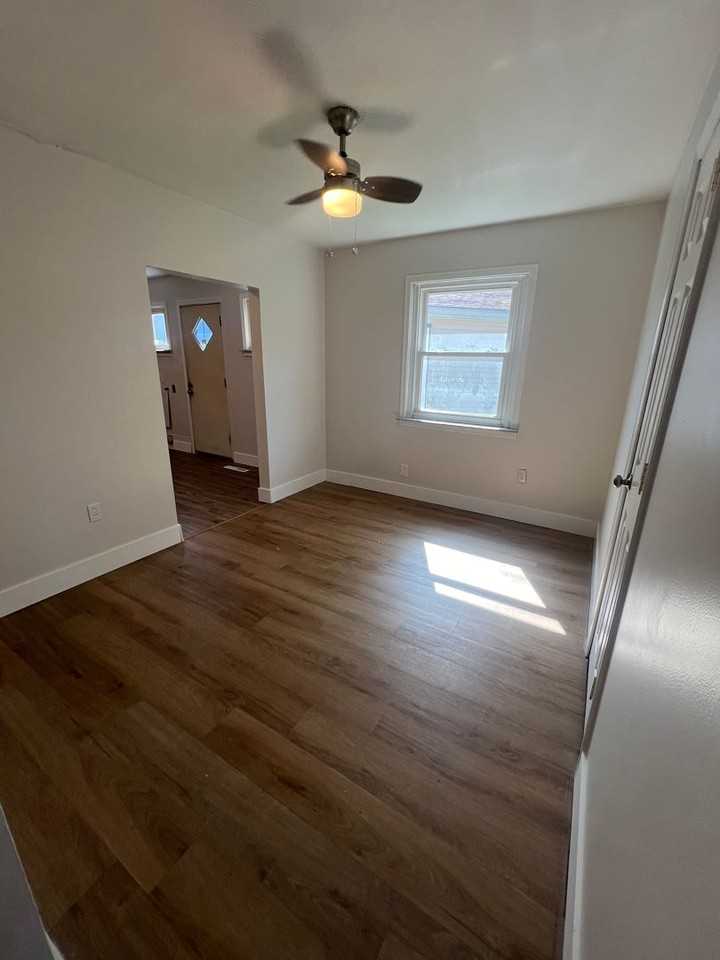 3964 Nicholas Rd - Photo 2 of 10