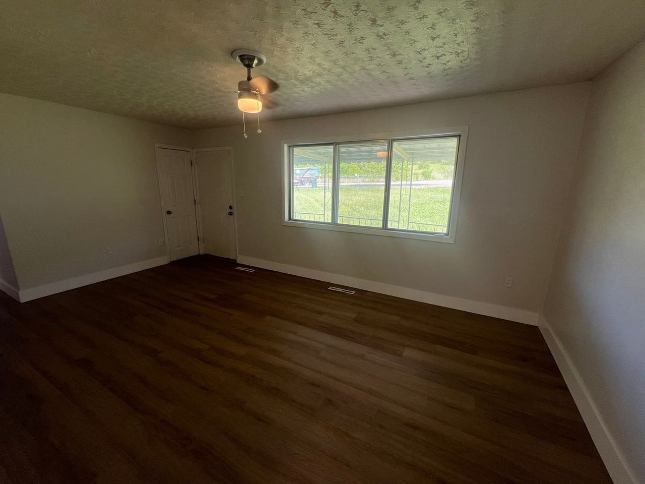 3964 Nicholas Rd - Photo 6 of 10
