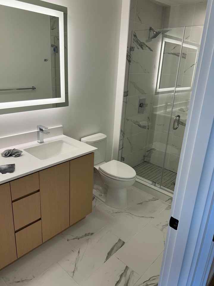 1760 Northeast 124th Street - Photo 5 of 15