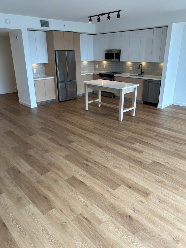 1760 Northeast 124th Street - Photo 7 of 15